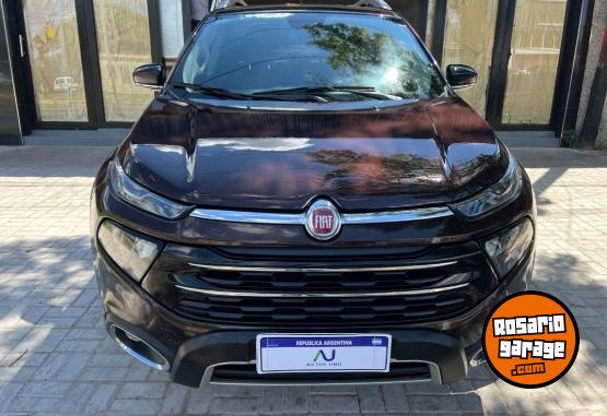 Autos - Fiat Toro Volcano 2020 Diesel 72000Km - En Venta