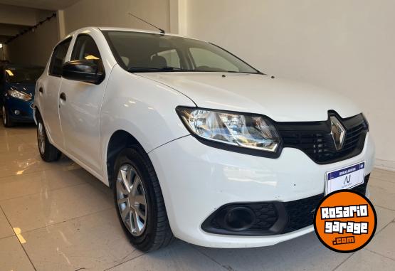 Autos - Renault Sandero Authentic 2017 Nafta 97000Km - En Venta
