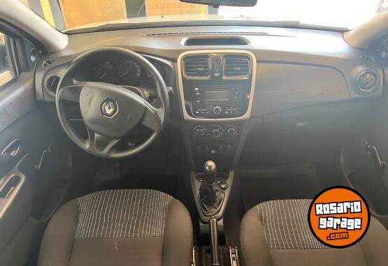 Autos - Renault Sandero Authentic 2017 Nafta 97000Km - En Venta