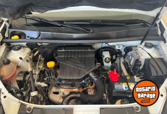 Autos - Renault Sandero Authentic 2017 Nafta 97000Km - En Venta