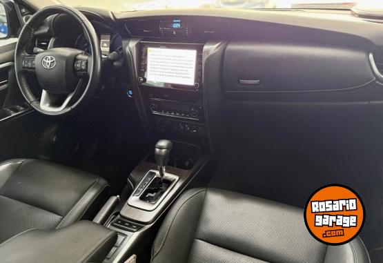 Camionetas - Toyota SW4 SRX 2.8 TDI 7 As 2021 Diesel 75000Km - En Venta