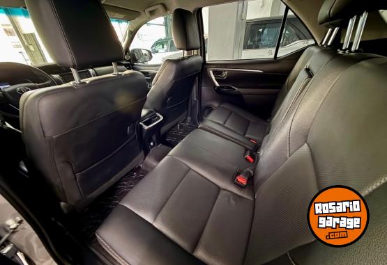 Camionetas - Toyota SW4 SRX 2.8 TDI 7 As 2021 Diesel 75000Km - En Venta