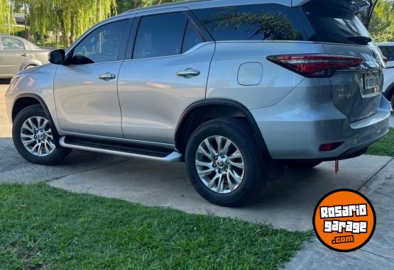 Camionetas - Toyota SW4 SRX 2021 Diesel 90000Km - En Venta