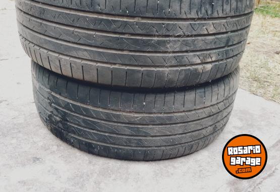 Accesorios para Autos - Dos cubiertas - En Venta