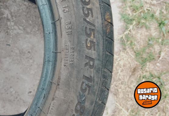 Accesorios para Autos - Dos cubiertas - En Venta