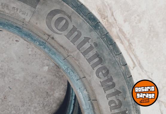 Accesorios para Autos - Dos cubiertas - En Venta