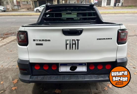 Camionetas - Fiat Strada D/Cab Endurance 2022 Nafta 65000Km - En Venta