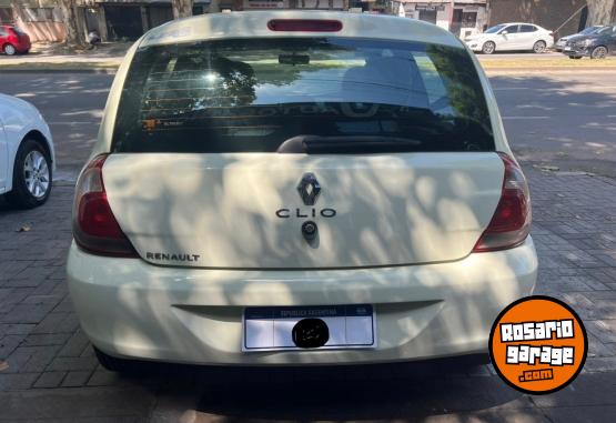Autos - Renault Clio Mio 2013 Nafta 100000Km - En Venta