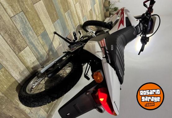 Motos - Honda Xr 250 tornado 2021 Nafta 13500Km - En Venta