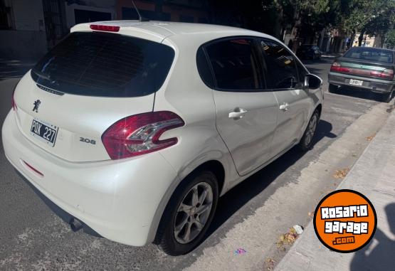 Autos - Peugeot 208 2016 Nafta 100000Km - En Venta