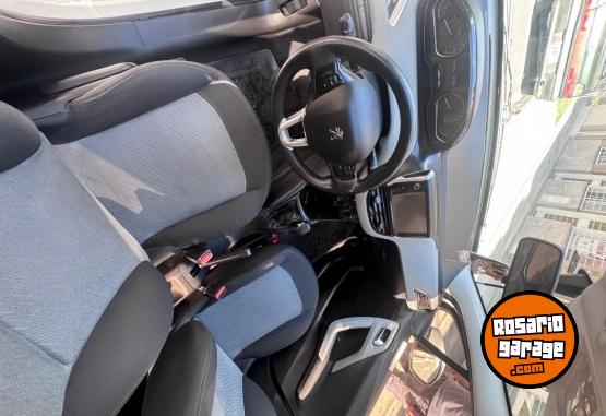 Autos - Peugeot 208 2016 Nafta 100000Km - En Venta