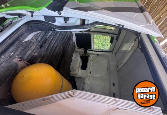 Utilitarios - Peugeot partner 2012 GNC 240000Km - En Venta