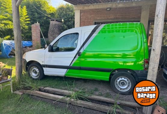 Utilitarios - Peugeot partner 2012 GNC 240000Km - En Venta