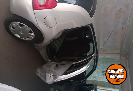 Autos - Renault Clio 2 2011 Nafta 100000Km - En Venta