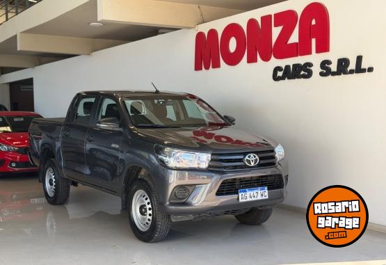 Camionetas - Toyota Hilux DX 4x2 2024 Diesel 32000Km - En Venta