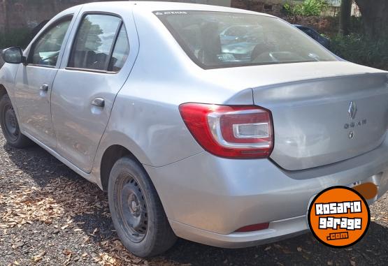 Autos - Renault Autentique plus 1.6 2015 GNC 145000Km - En Venta