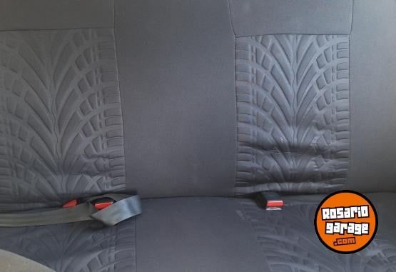 Autos - Renault Autentique plus 1.6 2015 GNC 145000Km - En Venta