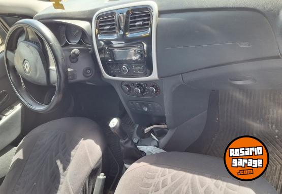 Autos - Renault Autentique plus 1.6 2015 GNC 145000Km - En Venta