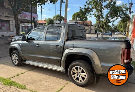 Camionetas - Volkswagen Amarok v6 4x4 automática 2023 Diesel 96500Km - En Venta
