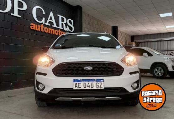 Autos - Ford Ka SE Freestyle 2020 Nafta 100000Km - En Venta
