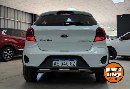 Autos - Ford Ka SE Freestyle 2020 Nafta 100000Km - En Venta
