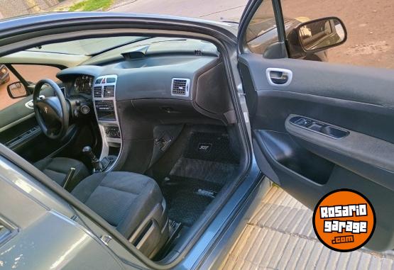 Autos - Peugeot 307 2011 Nafta 180000Km - En Venta