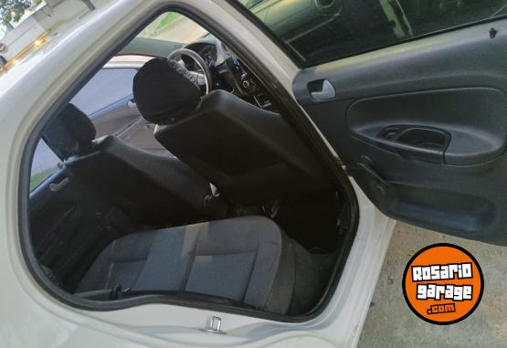 Autos - Volkswagen Gol trend 2009 Nafta 150000Km - En Venta