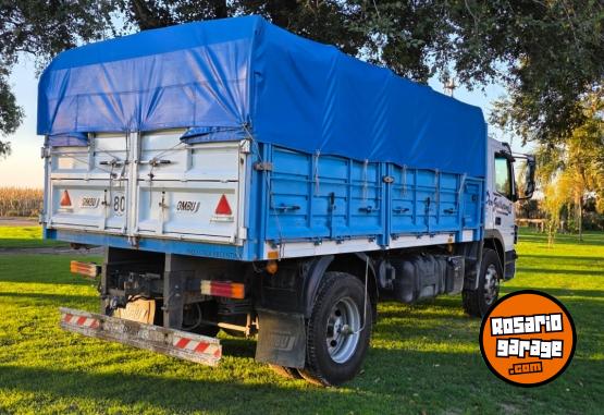 Camiones y Grúas - Ford Atego 1726 - En Venta