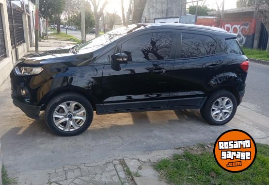 Autos - Ford Eco sport titatium 2015 Nafta 102000Km - En Venta