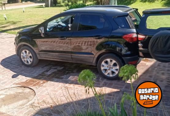 Autos - Ford Eco sport titatium 2015 Nafta 102000Km - En Venta