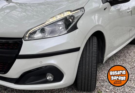 Autos - Peugeot 208 GT 2016 Nafta 99000Km - En Venta