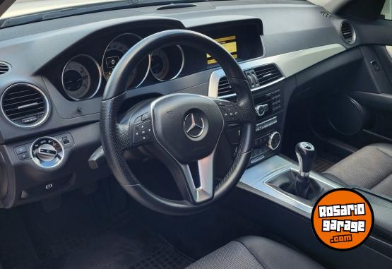 Autos - Mercedes Benz C200 2012 Nafta 140000Km - En Venta