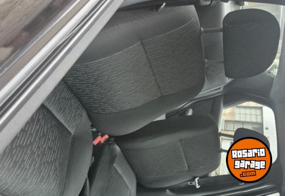 Autos - Fiat Siena 2011 GNC 368000Km - En Venta