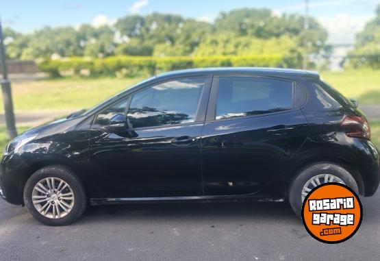 Autos - Peugeot 208 Allure 2017 Nafta 74000Km - En Venta