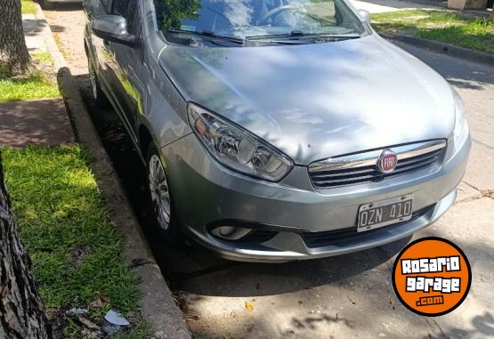 Autos - Fiat Grand siena atractive 2015 Nafta 150000Km - En Venta