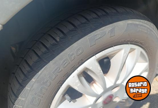 Autos - Fiat Grand siena atractive 2015 Nafta 150000Km - En Venta