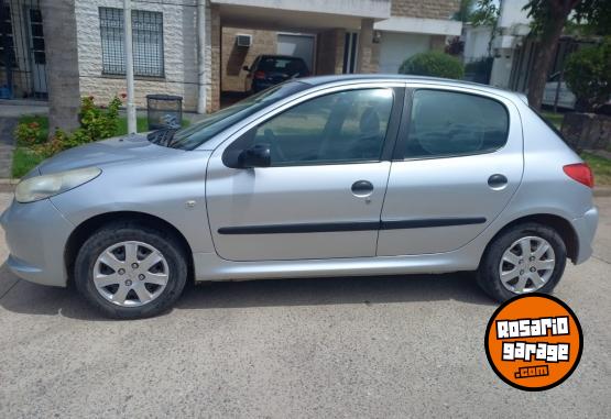 Autos - Peugeot 207 2011 Nafta 195000Km - En Venta