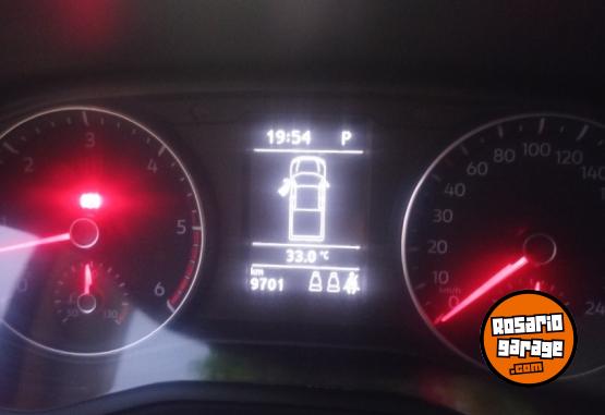 Camionetas - Volkswagen Amarok v6 2025 Diesel 9600Km - En Venta