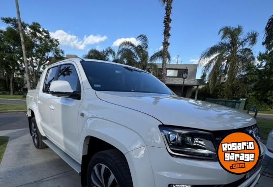 Camionetas - Volkswagen Amarok v6 extreme 2023 Diesel 44000Km - En Venta