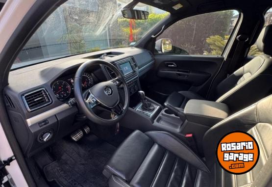 Camionetas - Volkswagen Amarok v6 extreme 2023 Diesel 44000Km - En Venta