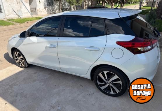 Autos - Toyota Yaris XLS 2025 Nafta 10300Km - En Venta