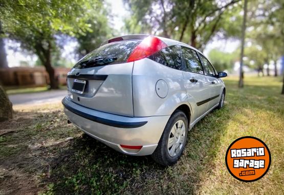 Autos - Ford Focus 2005 Nafta 225000Km - En Venta