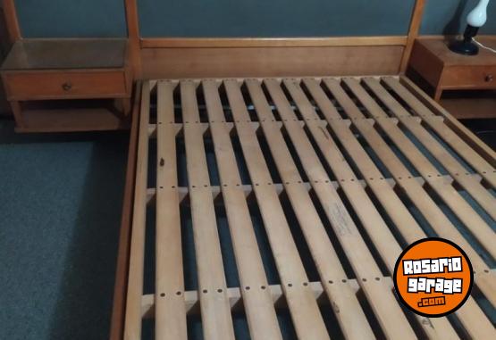Hogar - RESPALDAR CON MESITAS DE LUZ PARA CAMA DE DOS PLAZAS - En Venta