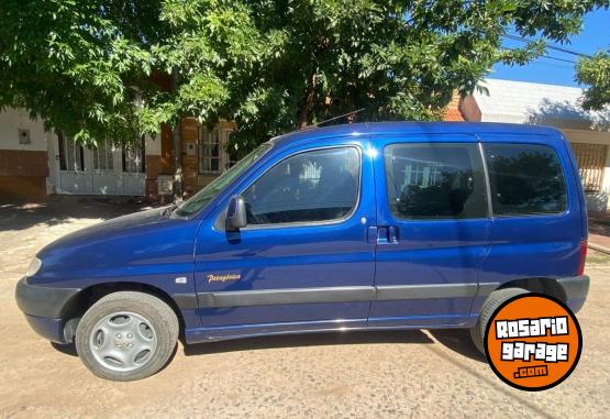 Utilitarios - Peugeot PARTNER 2007 Diesel 270000Km - En Venta