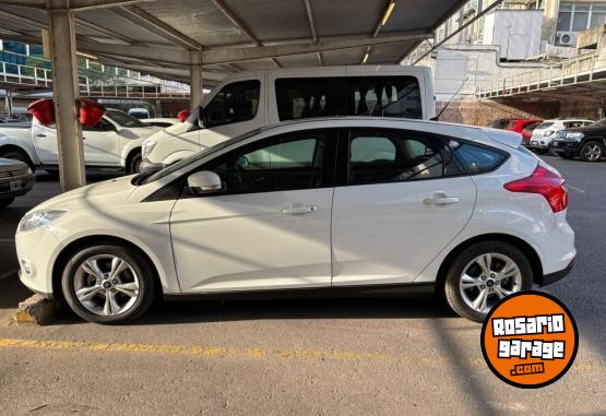 Autos - Ford Focus titanium 2014 Nafta 45000Km - En Venta