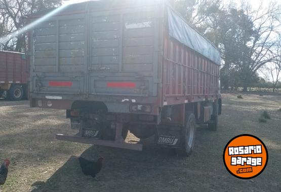 Camiones y Gr�as - camion y acoplado - En Venta