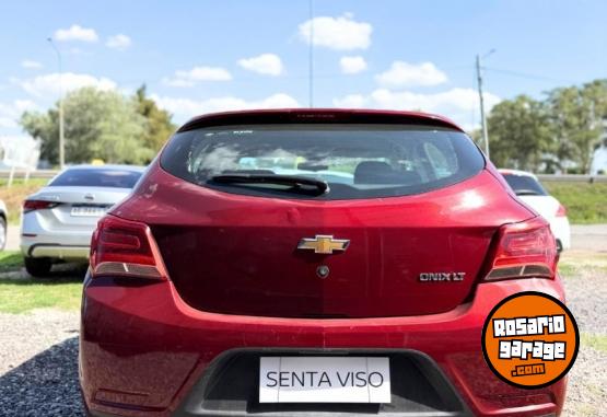 Autos - Chevrolet ONIX LT 2017 Nafta 110000Km - En Venta