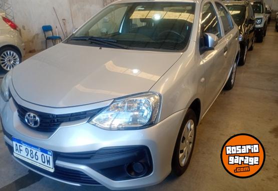 Autos - Toyota Etios 2023 Nafta 51000Km - En Venta