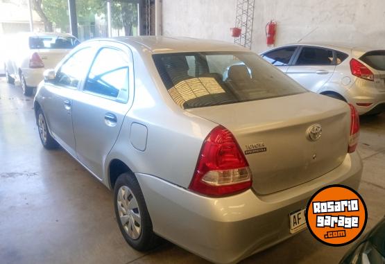 Autos - Toyota Etios 2023 Nafta 51000Km - En Venta