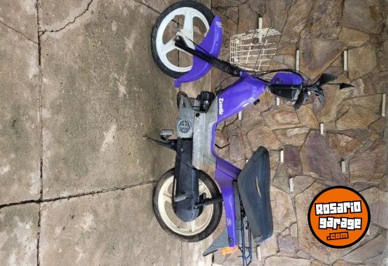 Motos - Zanella Sol 70 2005 Nafta 9000Km - En Venta